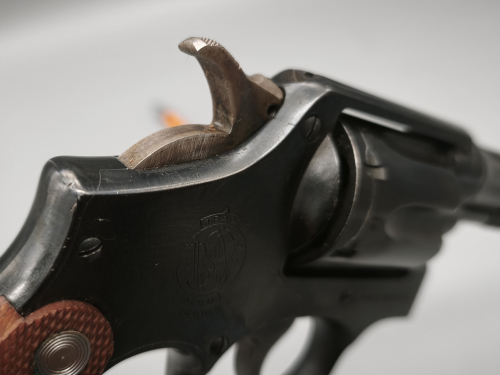 Smith & Wesson S&W Victory Revolver .38Special umgebaut bei Parker Hale