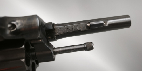 Smith & Wesson S&W Victory Revolver .38Special umgebaut bei Parker Hale