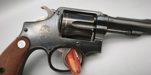 Smith & Wesson S&W Victory Revolver .38Special umgebaut bei Parker Hale